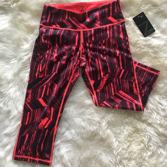 Cropped Workout Leggings - Picture 1 of 3